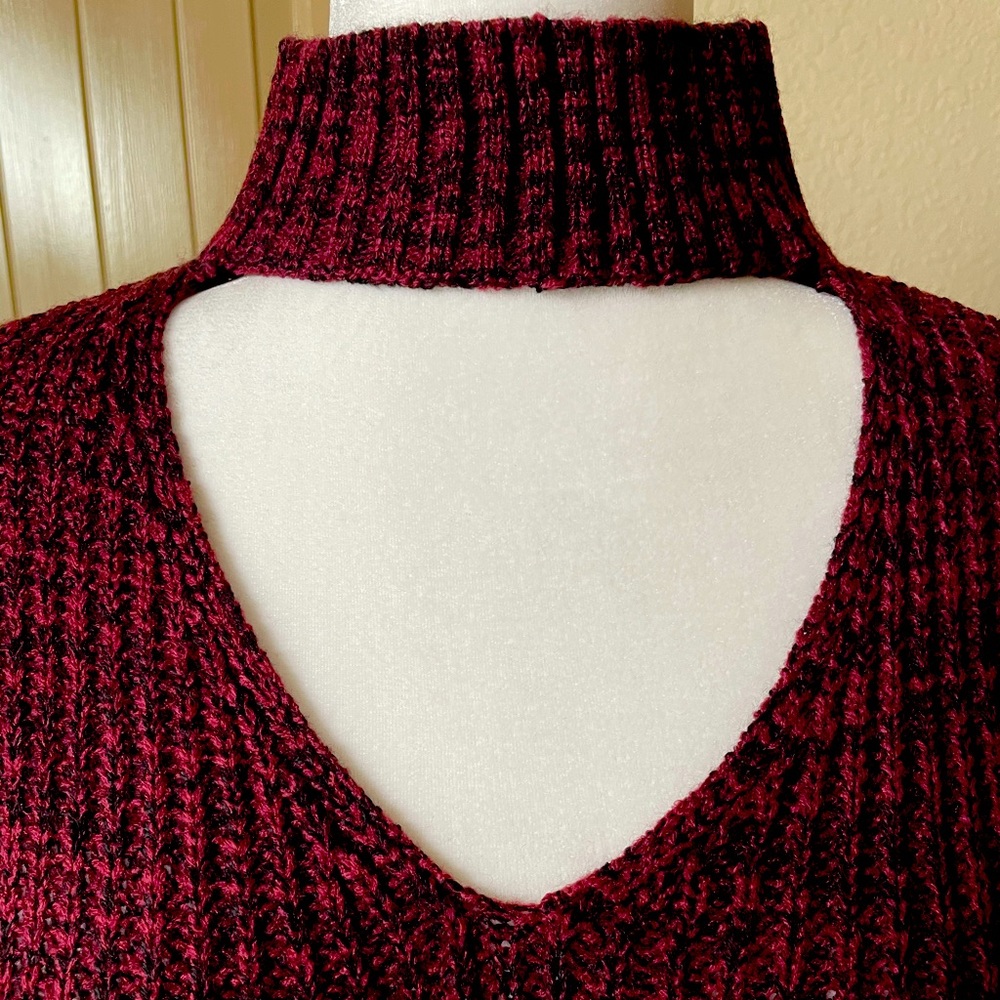 Sweater - Picture 3 of 8